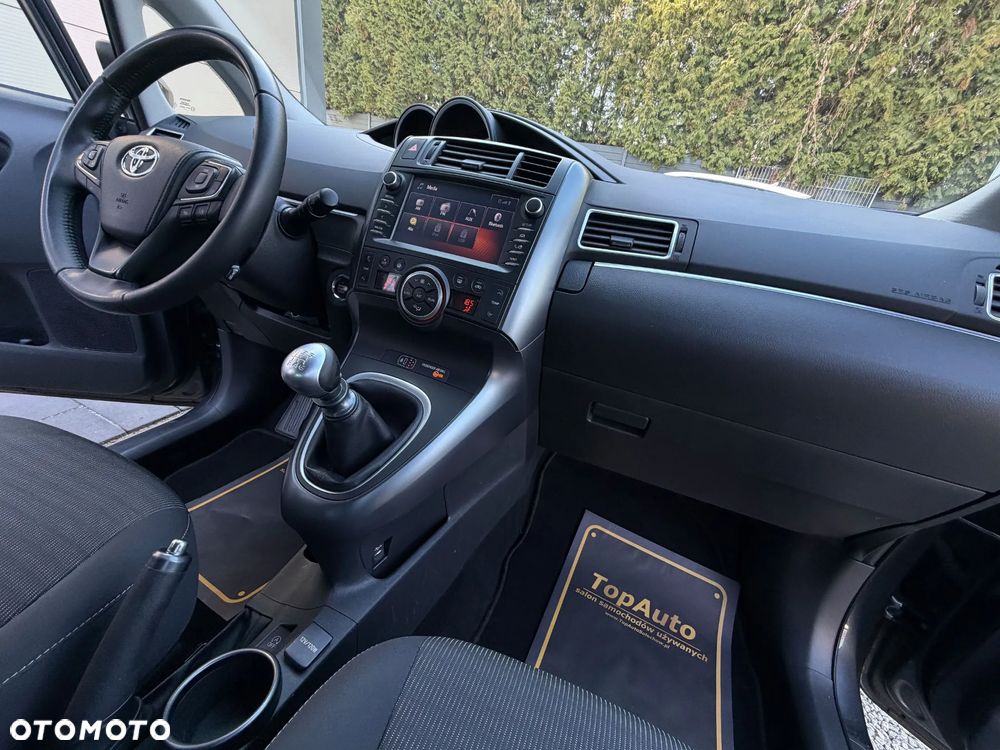 Toyota Verso 1.6 D-4D Prestige 7os - 17