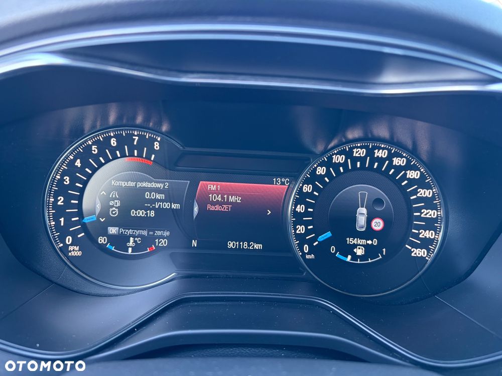 Ford Mondeo 1.5 EcoBoost Gold Edition - 34