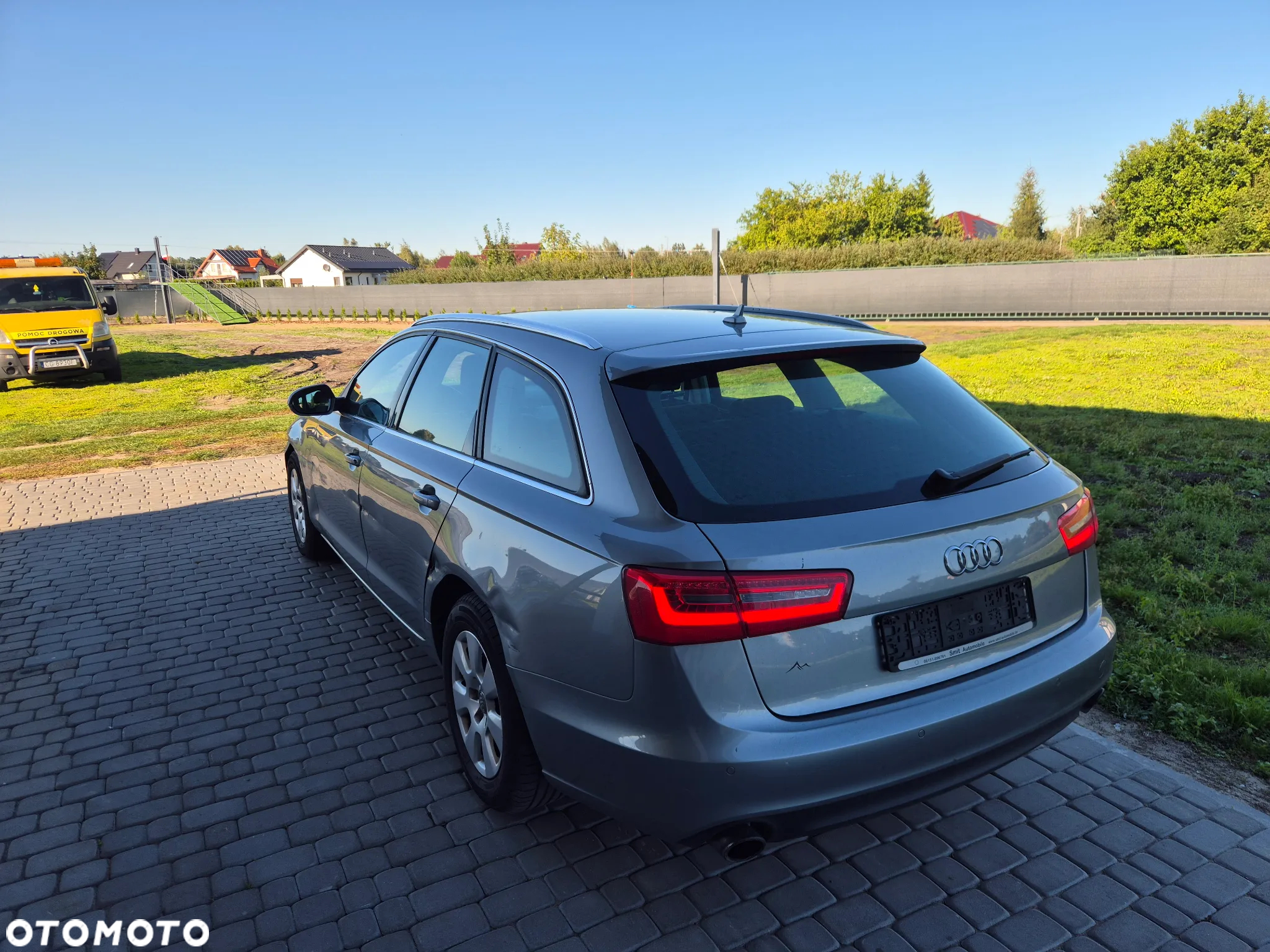 Audi A6 - 4