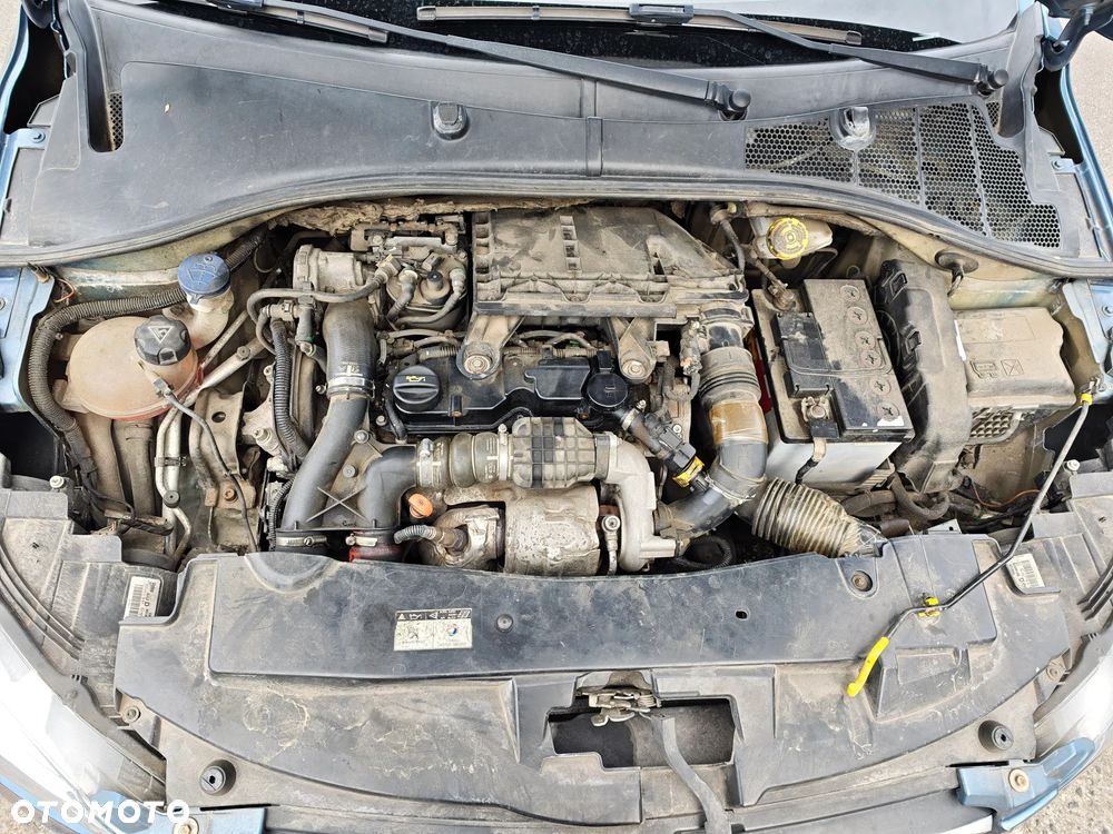 Peugeot 301 1.6 HDi Access - 24