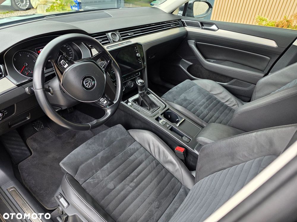 Volkswagen Passat Variant - 10