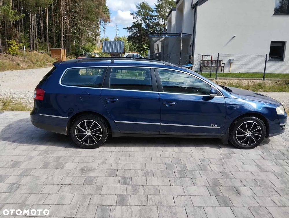 Volkswagen Passat 2.0 TDI 4Mot Comfortline - 4