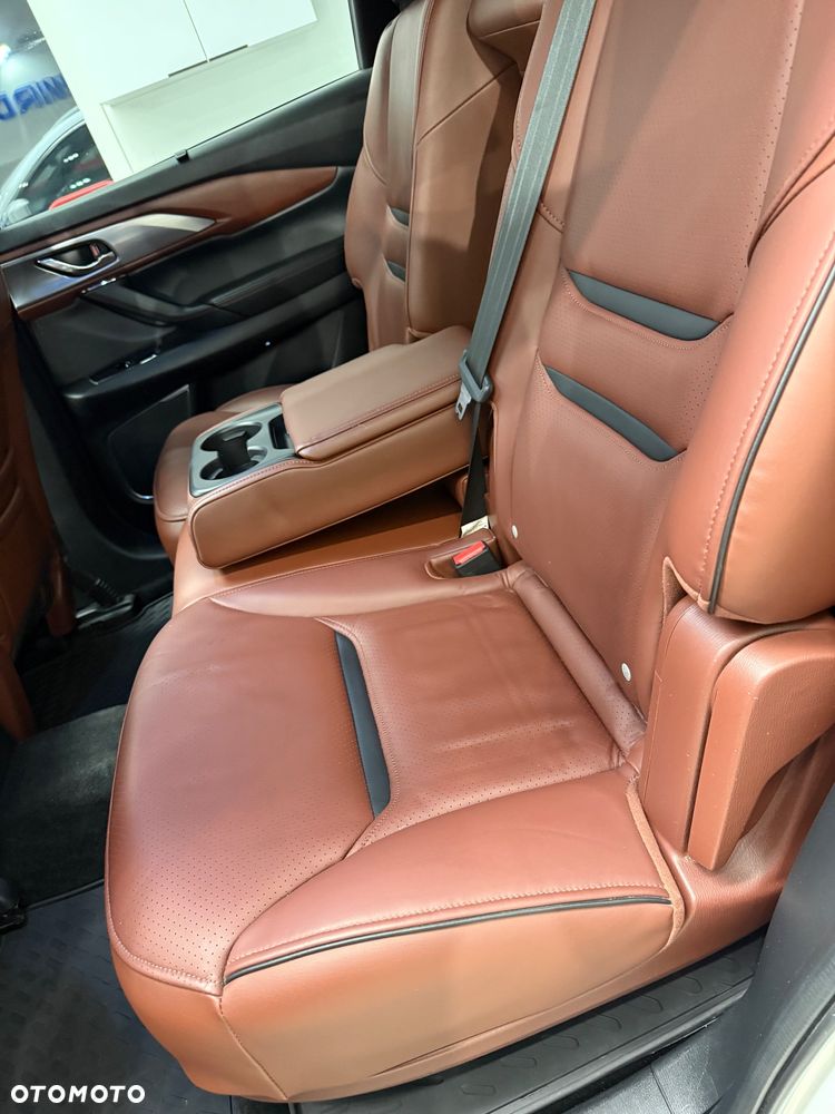 Mazda CX-9 - 17