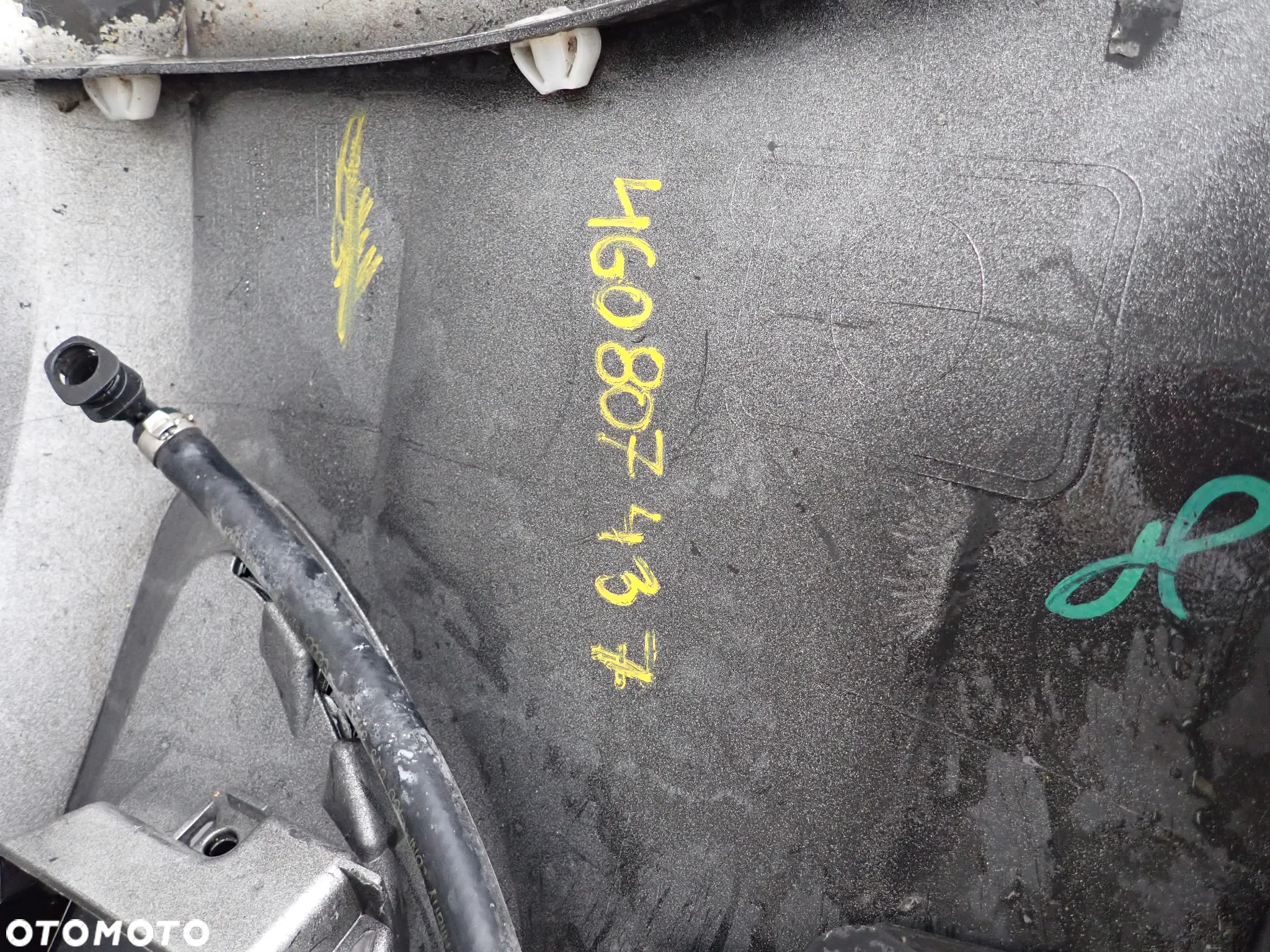 ZDERZAK PRZÓD AUDI A6 C7 ZE SPRYSKIWACZAMI 4G0807437 - 4