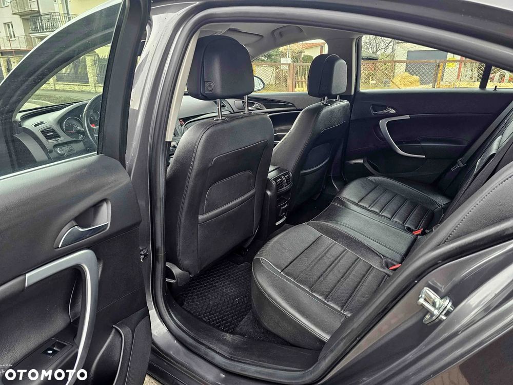 Opel Insignia 2.0 Turbo Cosmo - 16