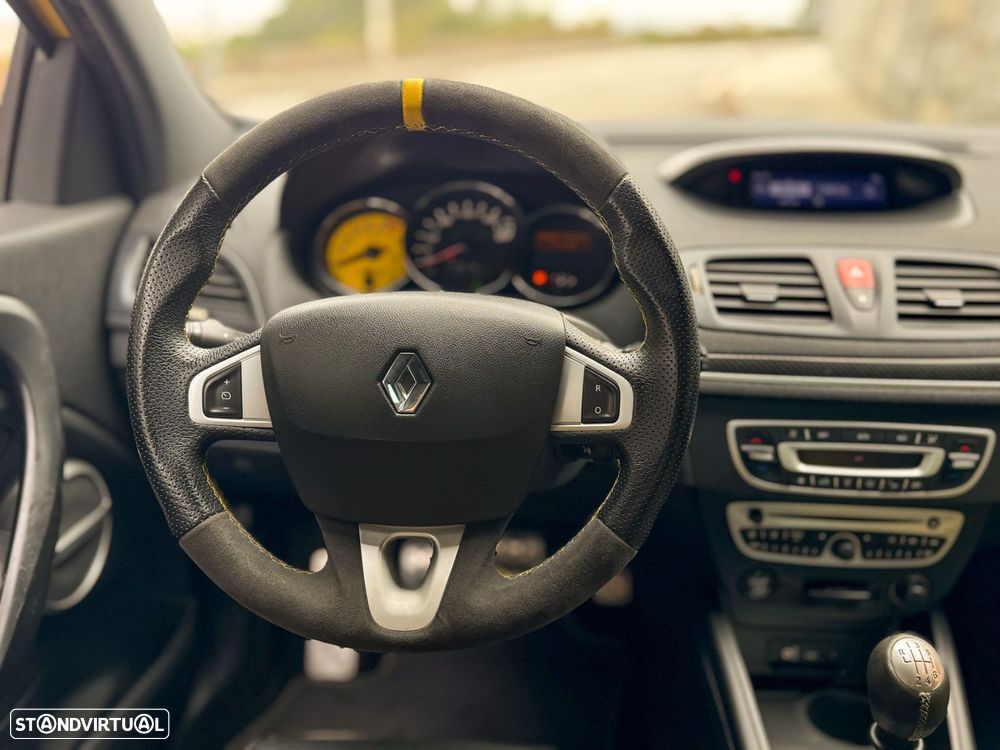 Renault Mégane Coupe 2.0 T 16V RS - 34