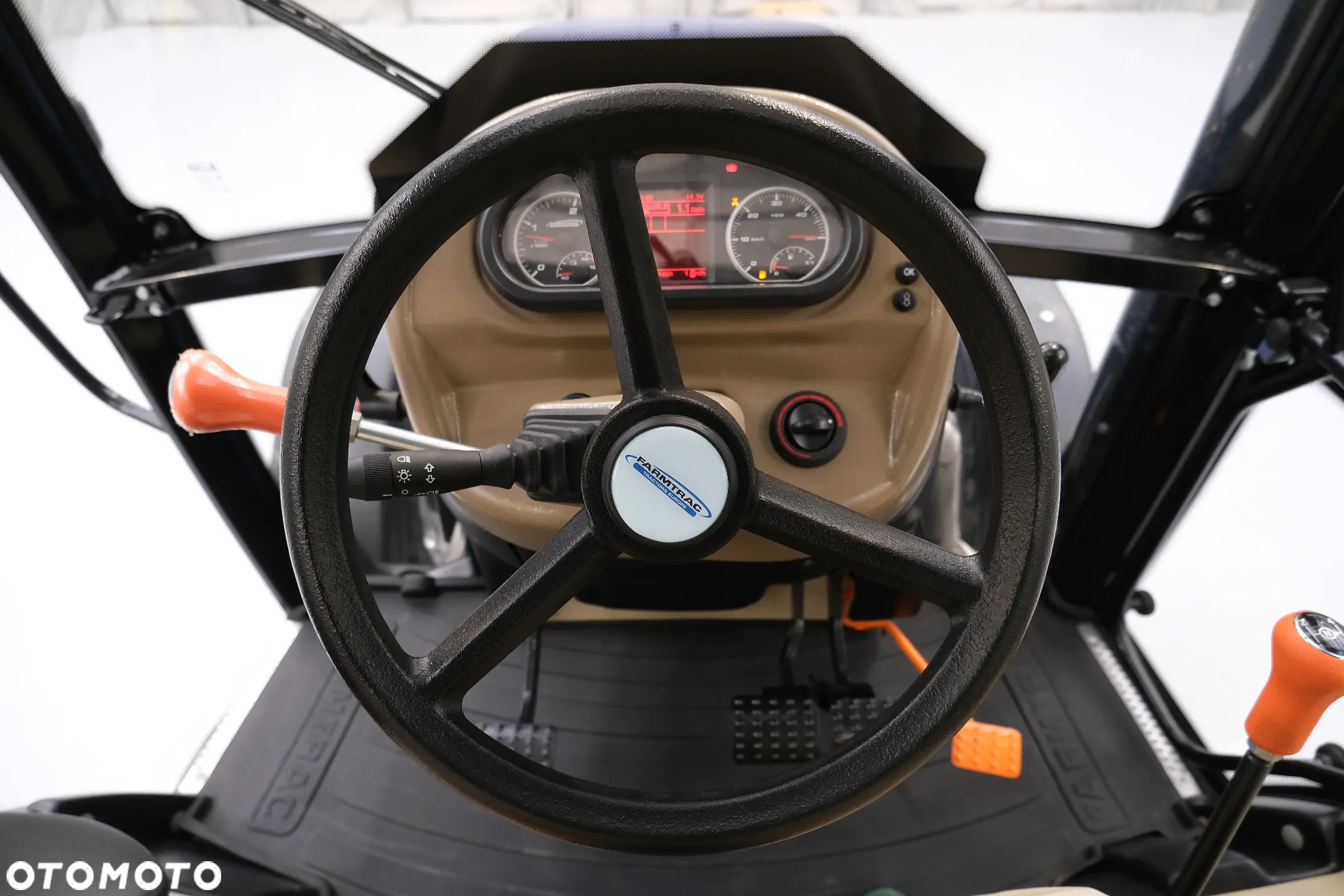 Farmtrac 555 DTcV - 6