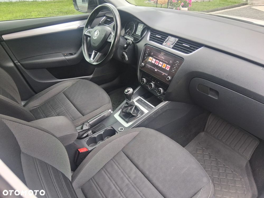 Skoda Octavia 1.6 TDI Style - 4