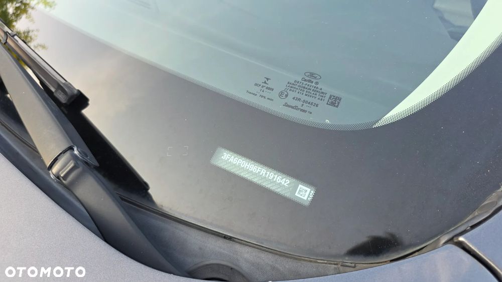 Ford Fusion 2.0 EcoBoost Titanium - 32