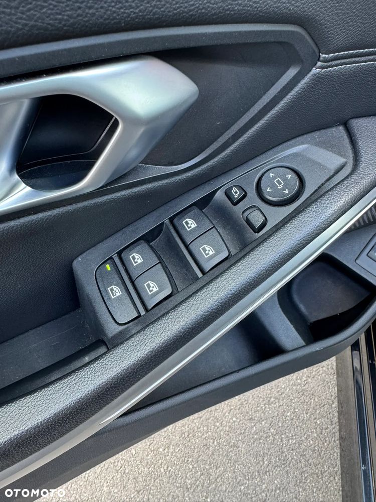 BMW Seria 3 320d Sport Line - 18