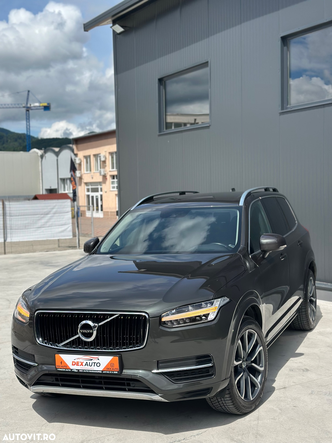 Volvo XC 90 D5 AWD Geartronic Momentum - 16
