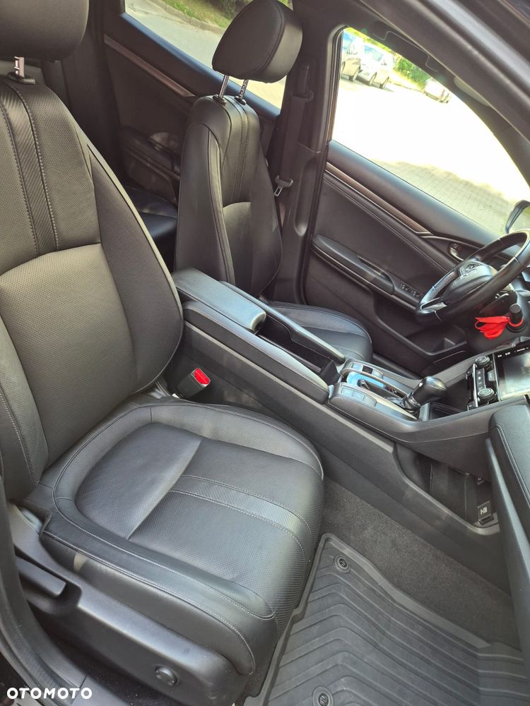 Honda Civic 1.5 T Prestige (Navi) - 17
