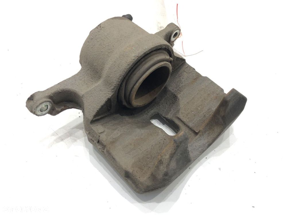 ZACISK PRAWY PRZÓD - 59.00 PLN - RENAULT KADJAR (HA_, HL_) 2015 - 2022 1.6 dCi 130 4x4 96 kW [130 - 3