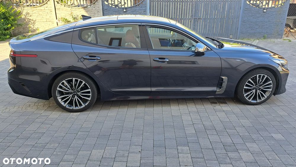 Kia Stinger 2.2 CRDI GT Line AWD - 7