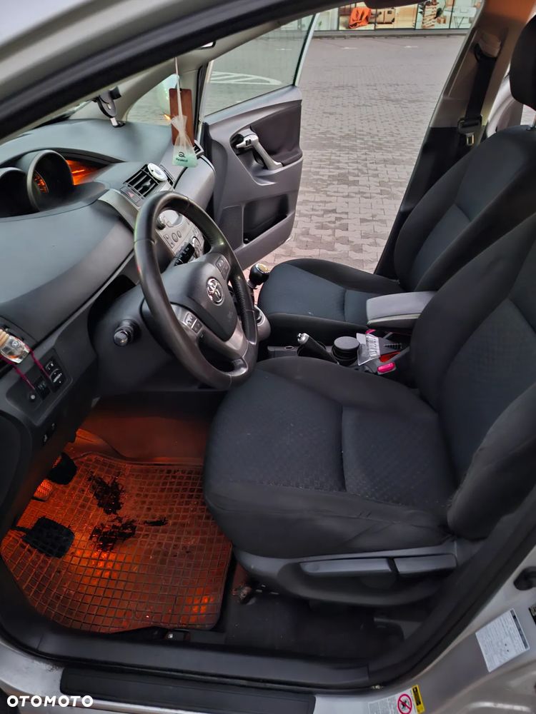 Toyota Verso 2.0 D-4D Sol 7os - 15