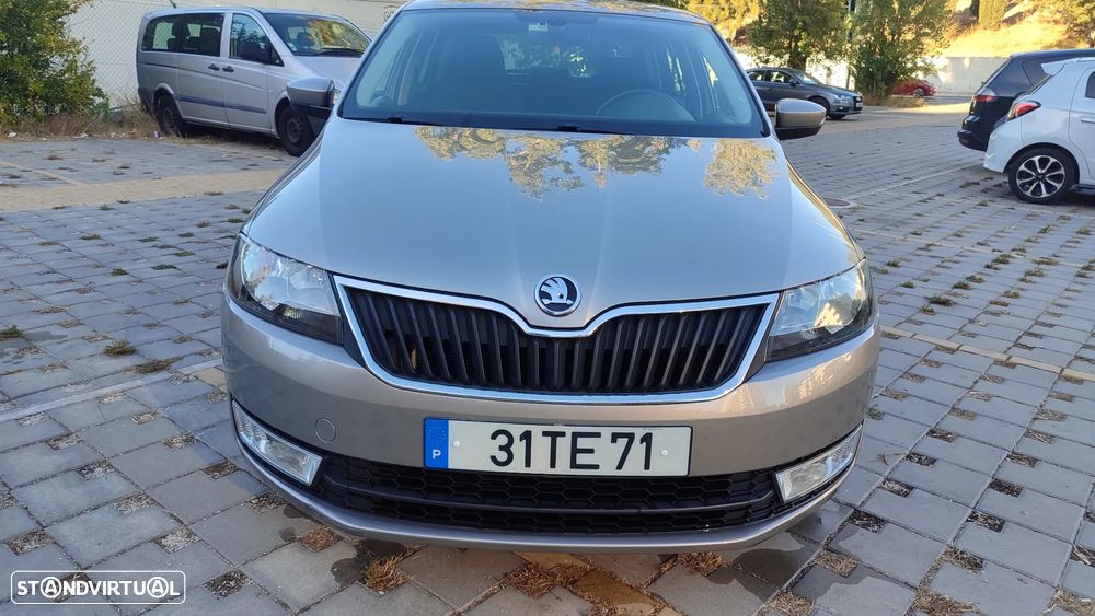 Skoda Rapid Spaceback - 8