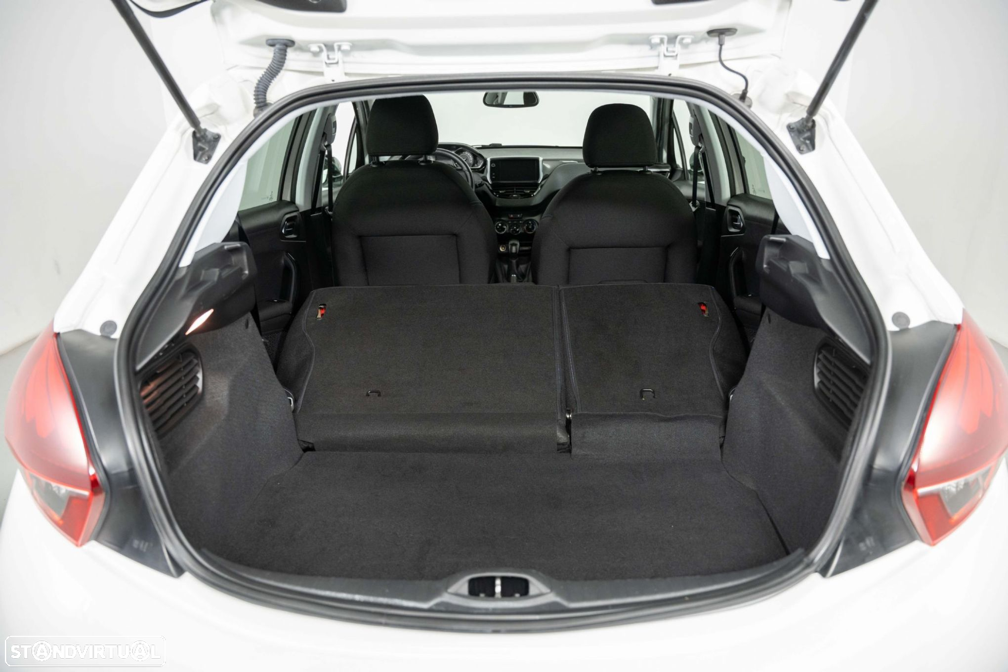 Peugeot 208 1.2 PureTech Signature - 14