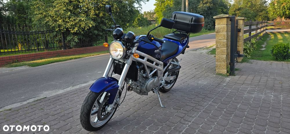 Hyosung GT - 7