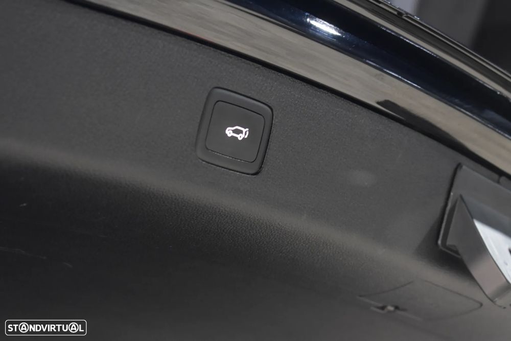 MG EHS 1.5 T-GDI Plug-in Hybrid Luxury - 45