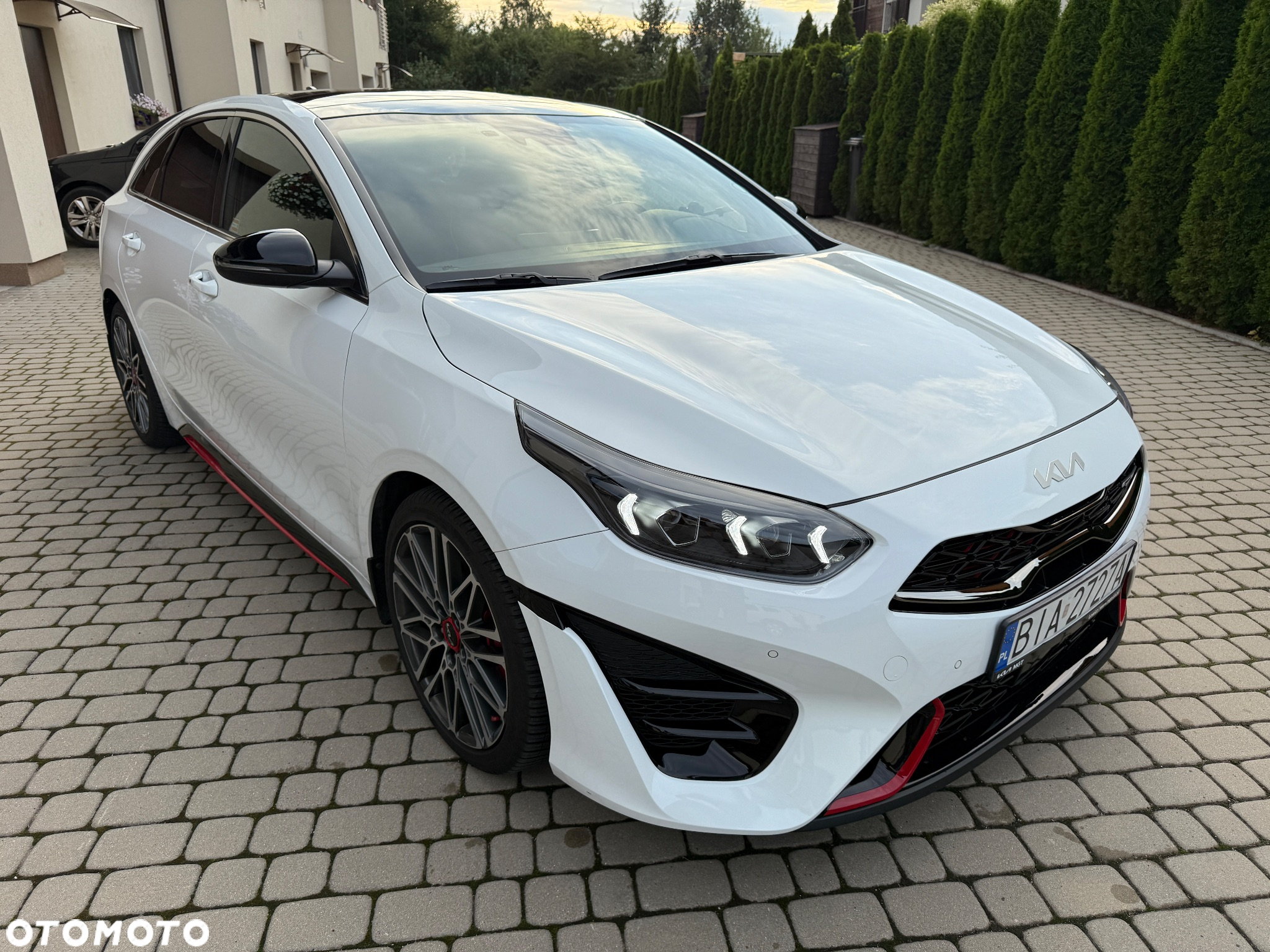 Kia ProCeed 1.6 T-GDI GT DCT - 4