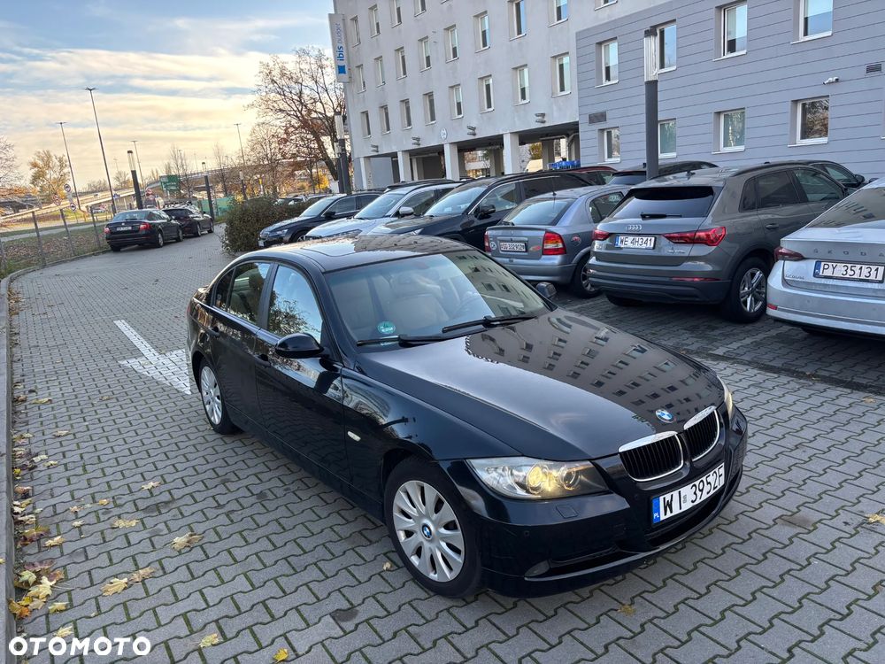 BMW Seria 3 320i - 8
