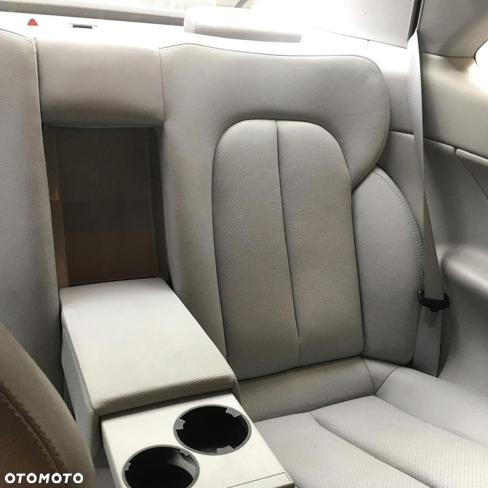 Mercedes-Benz CLK - 5