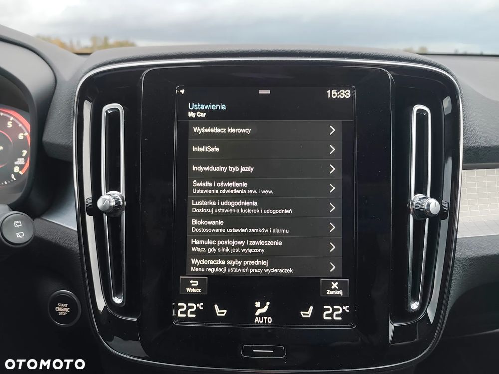 Volvo XC 40 T3 Momentum - 18