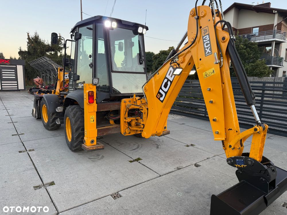 JCB 3CX Compact - 4