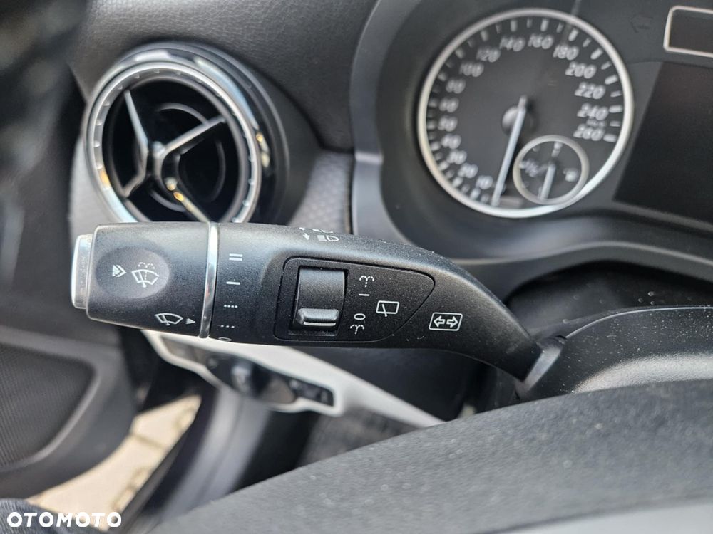 Mercedes-Benz Klasa A 180 - 15