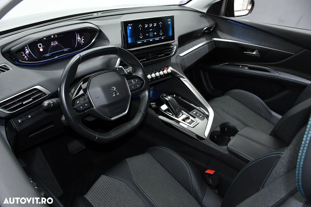 Peugeot 3008 1.2 PureTech S&S EAT8 Allure - 13