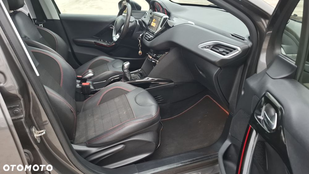 Peugeot 2008 PureTech 130 GPF Stop&Start Crossway - 9