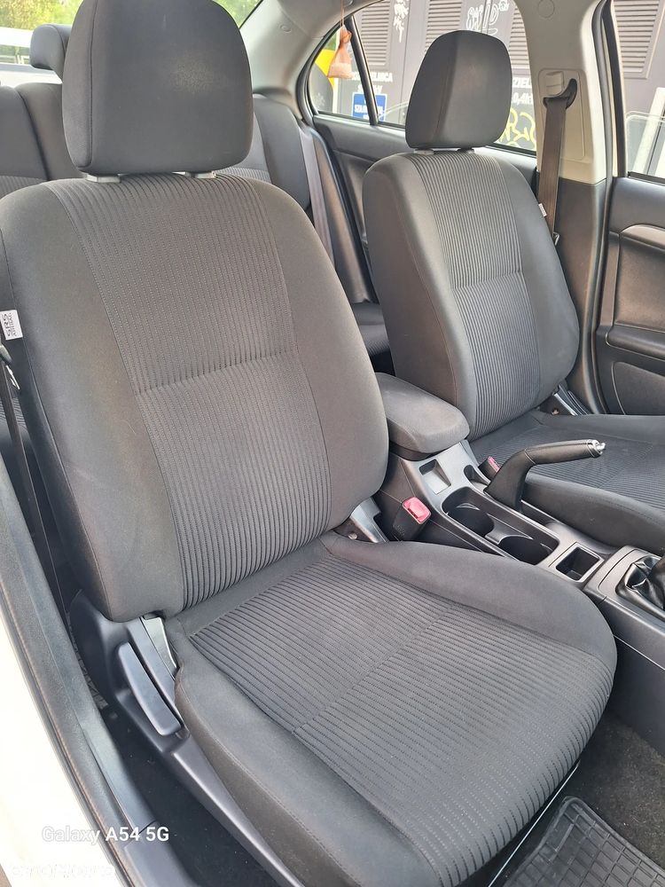 Mitsubishi Lancer 1.6 - 34