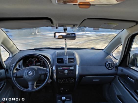 Suzuki SX4 - 4