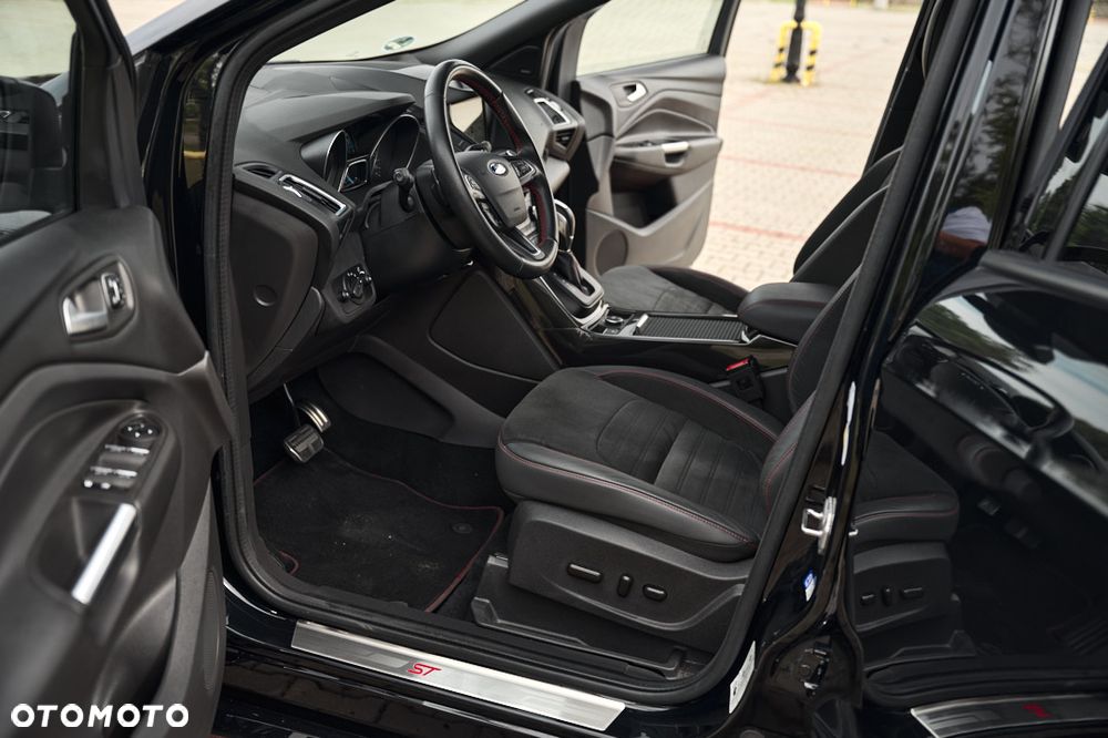 Ford Kuga 2.0 TDCi AWD ST-Line Black - 22