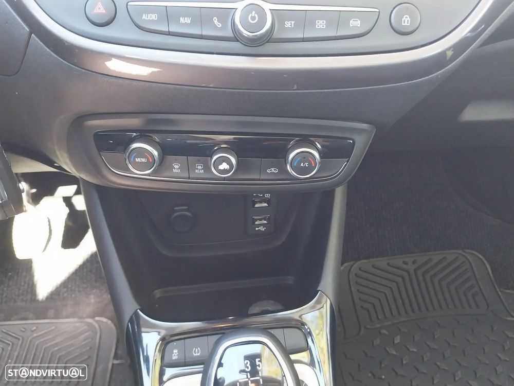 Opel Crossland X 1.2 T Innovation J17 - 18