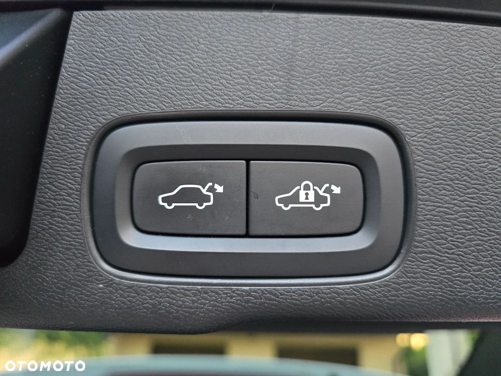 Volvo XC 60 B4 B Geartronic RDesign - 27