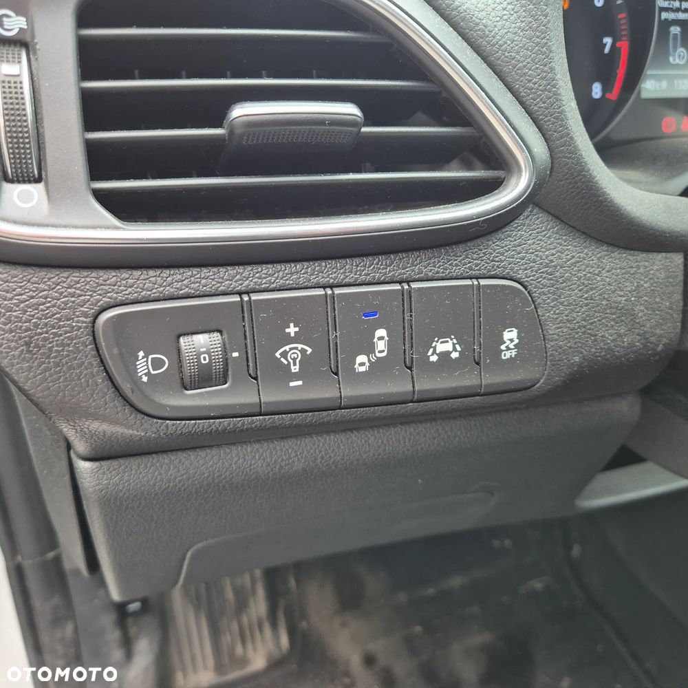 Hyundai i30 1.0 T-GDI EDITION 30 - 16