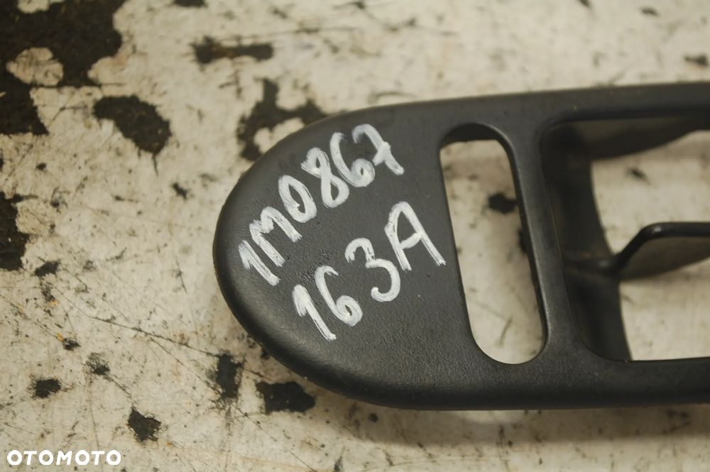 OSŁONA OBUDOWA PANELA PRZEŁĄCZNIKA SZYB 1M0867163A SEAT TOLEDO II LEON I - 3