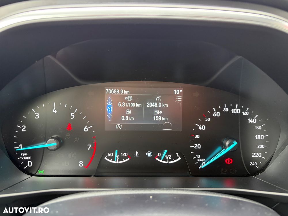 Ford Focus 1.0 EcoBoost MHEV Titanium - 12