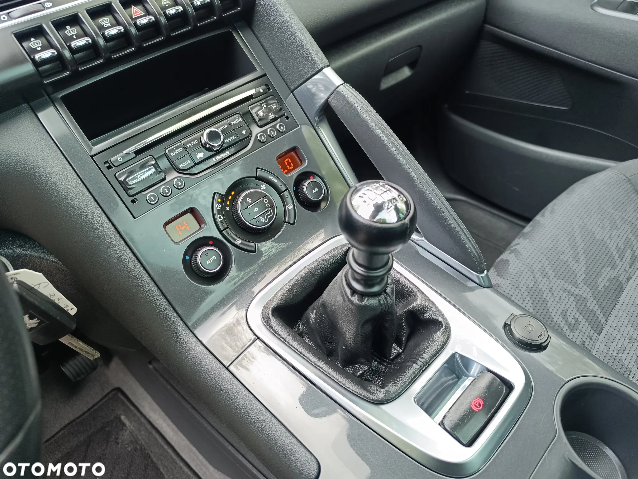Peugeot 3008 1.6 HDi Active - 28