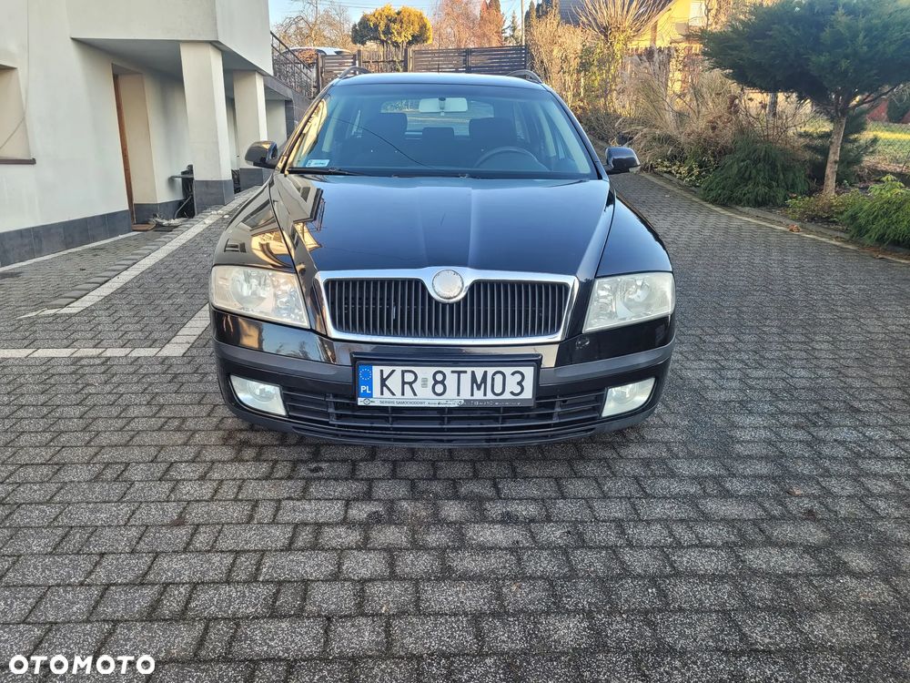 Skoda Octavia 1.6 Combi Advance - 1