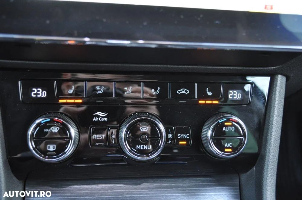 Skoda Superb 2.0 TSI DSG Style - 31