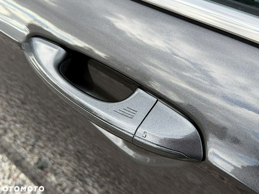 Ford Mondeo - 18