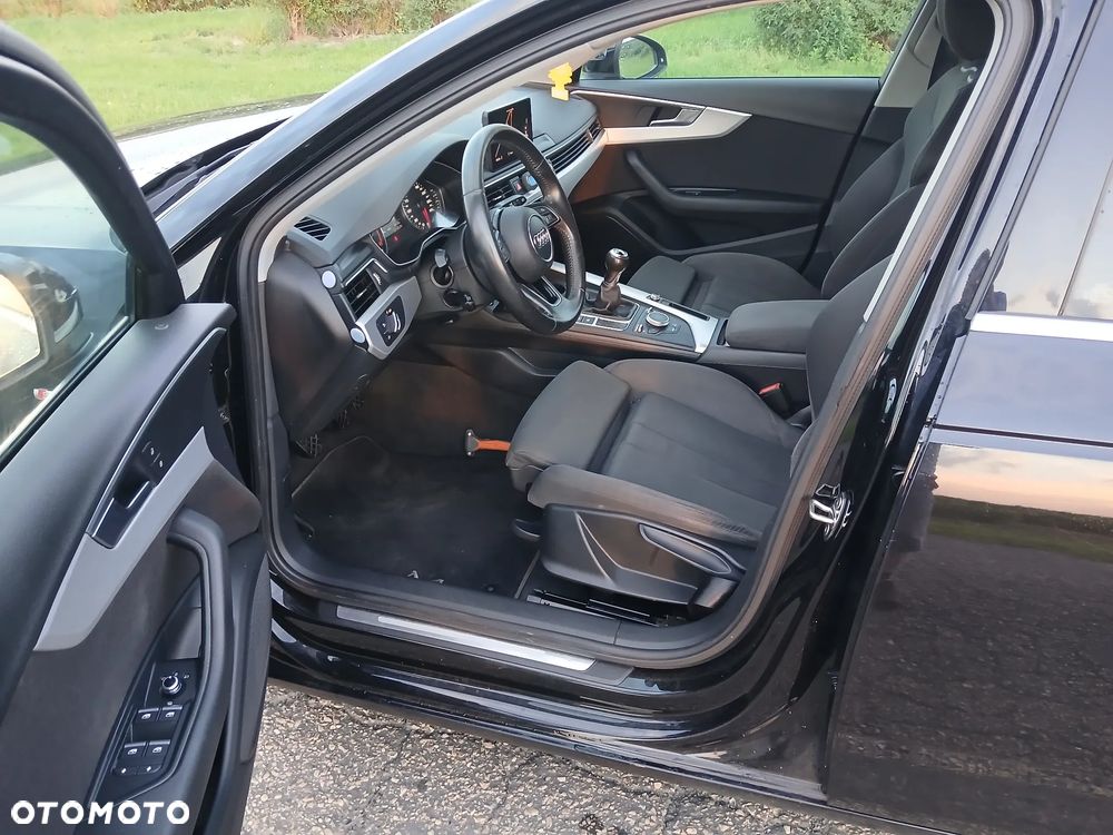 Audi A4 Avant 2.0 TDI design - 7