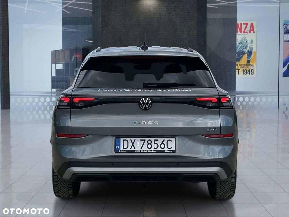 Volkswagen T-Roc - 12