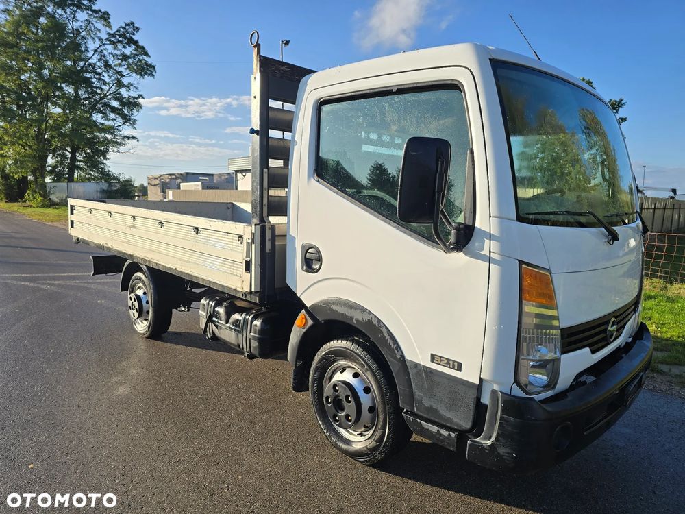 Nissan Cabstar