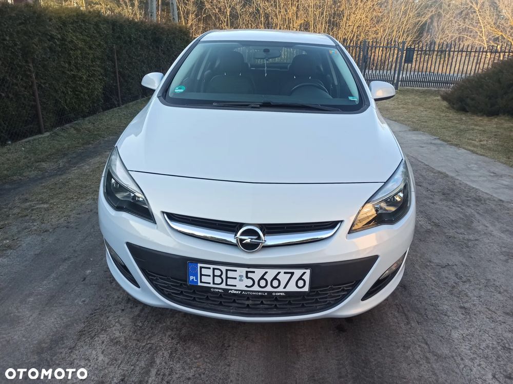 Opel Astra 1.4 Turbo Cosmo - 3