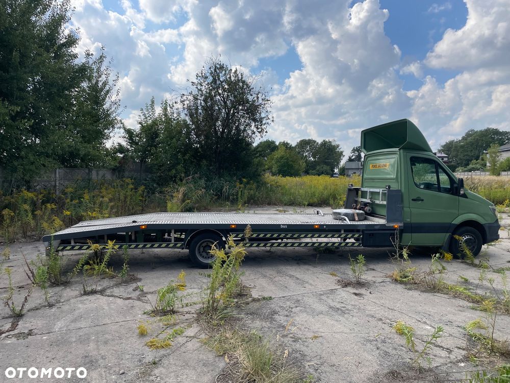 Mercedes-Benz Sprinter - 5