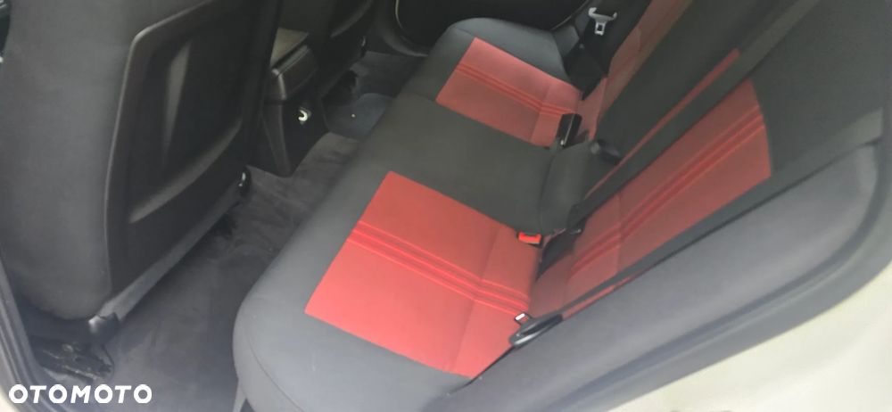 BMW X1 sDrive18d Sport Line - 14