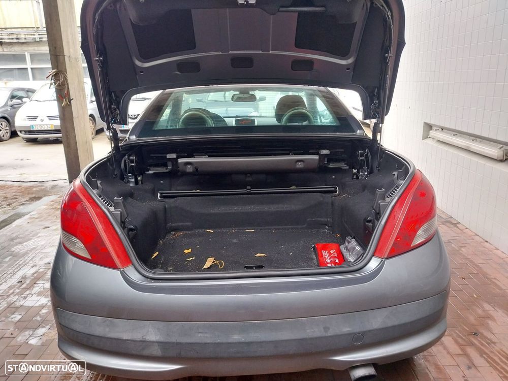 Peugeot 207 CC 1.6 HDi SE 200 Anos FAP - 8